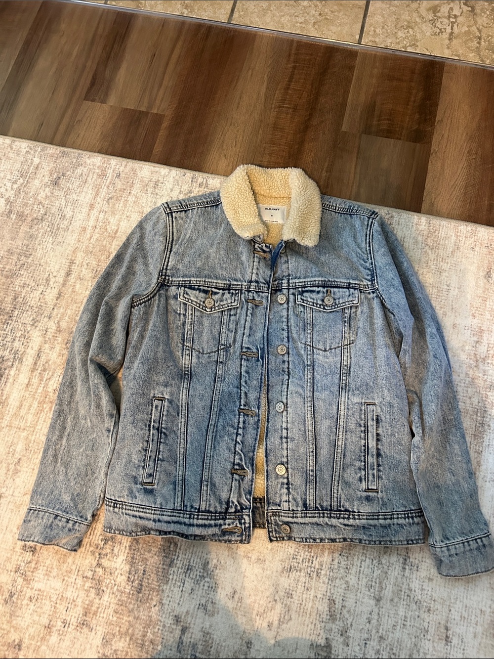 Old Navy Cream Sherpa-Lined Jacket Collar